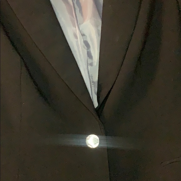 Blazer - Picture 3 of 3